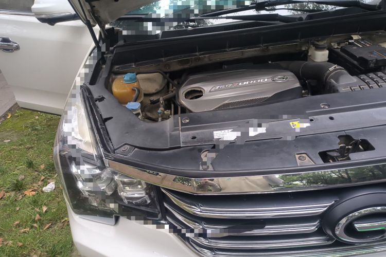 Used GAC Trumpchi GS7 2017 320T Two-Wheel-Drive Luxury Smart Connectivity Model Engine Bay Right
