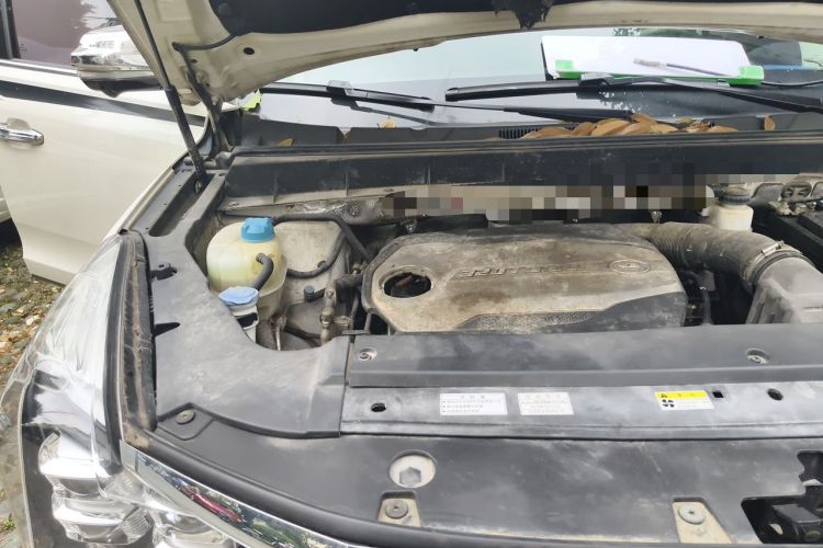 Used GAC Trumpchi GS7 2017 320T Two-Wheel-Drive Luxury Smart Connectivity Model Engine Bay Right