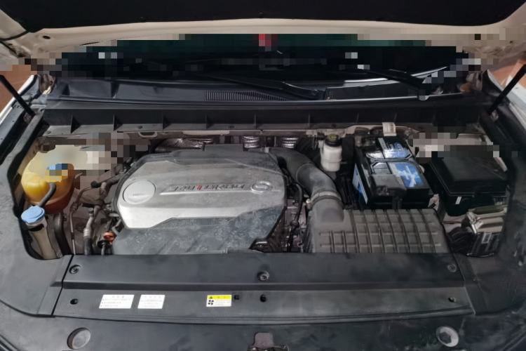 Used GAC Trumpchi GS7 2017 320T Two-Wheel-Drive Luxury Smart Connectivity Model Engine Bay