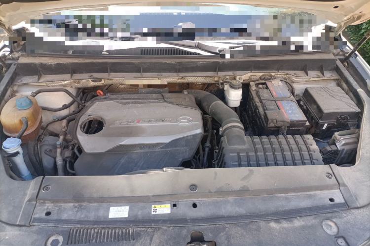 Used GAC Trumpchi GS7 2017 320T Two-Wheel-Drive Luxury Model Engine Bay