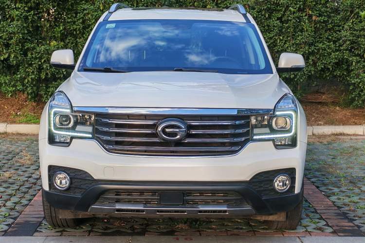 Used GAC Trumpchi GS7 2017 280T Two-Wheel Drive Luxury Model Exterior 1