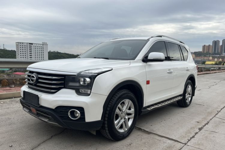 Used GAC Trumpchi GS7 2017 280T Two-Wheel Drive Luxury Model Exterior 2