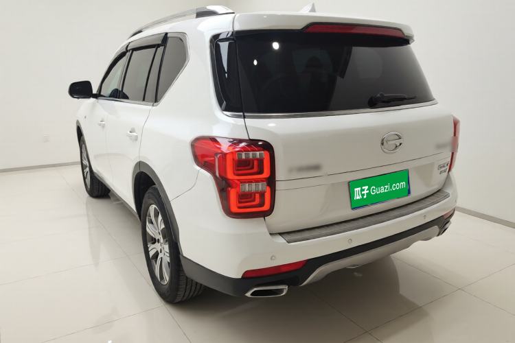 Used GAC Trumpchi GS7 2017 320T Two-Wheel-Drive Luxury Model Exterior 2