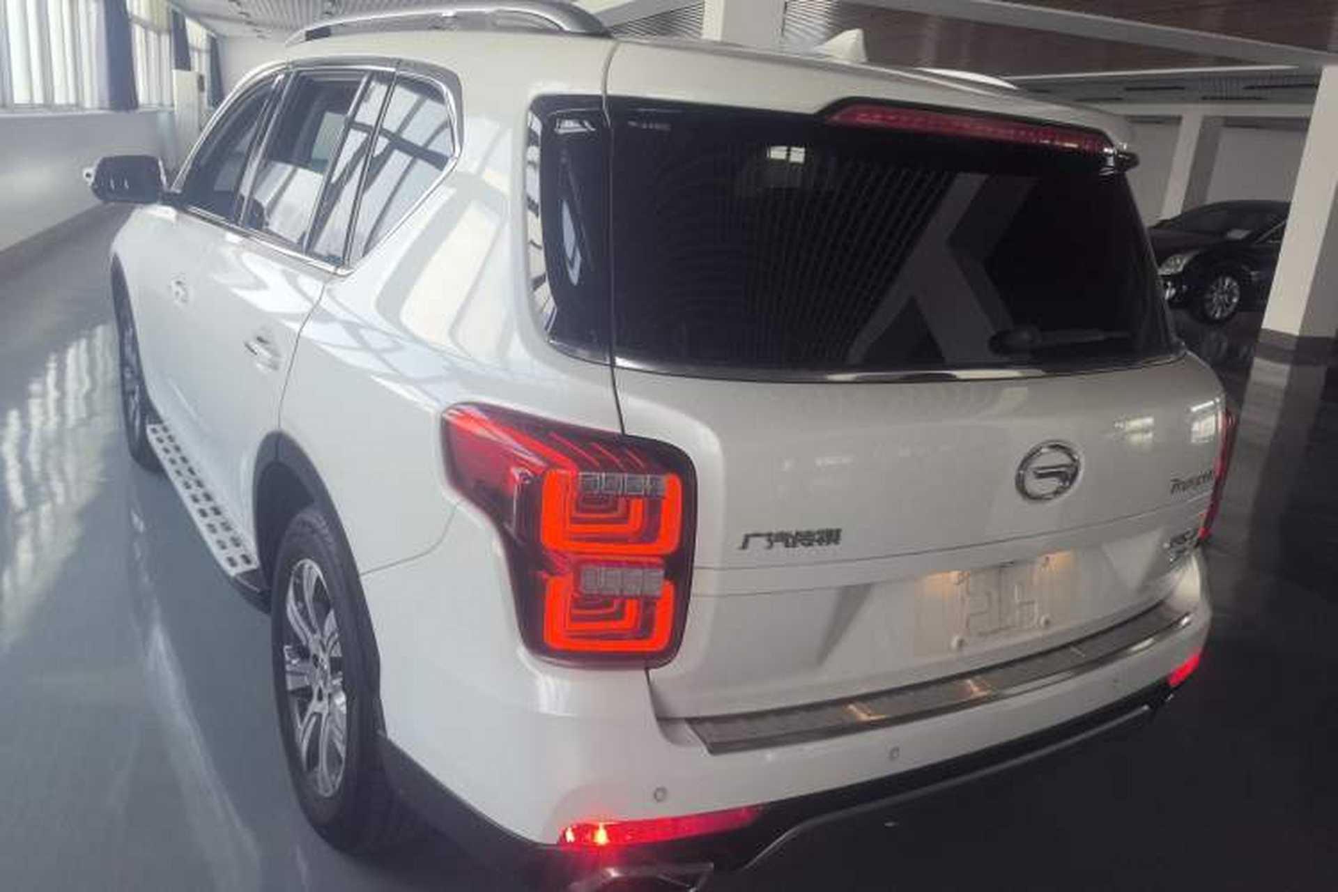 Used GAC Trumpchi GS7 2017 320T Two-Wheel-Drive Luxury Smart Connectivity Model Exterior 2