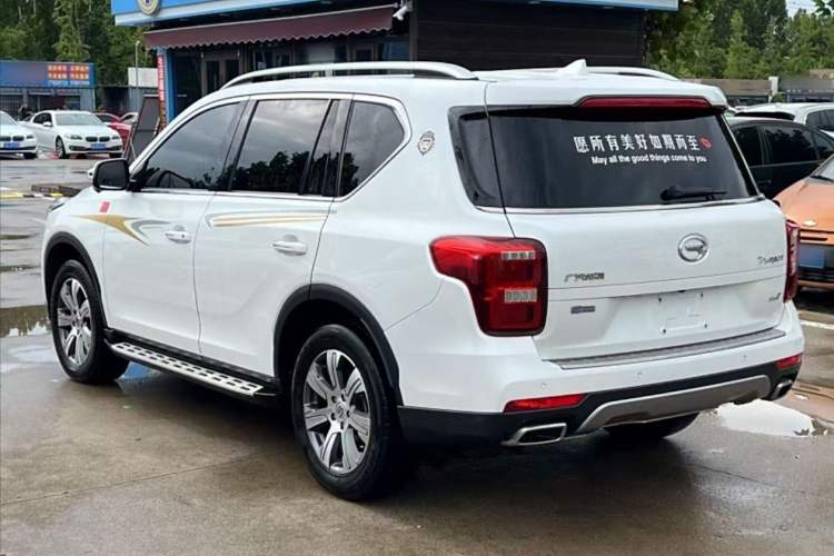 Used GAC Trumpchi GS7 2017 320T Two-Wheel-Drive Luxury Smart Connectivity Model Exterior 3