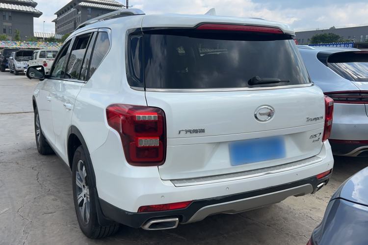 Used GAC Trumpchi GS7 2017 320T Two-Wheel-Drive Luxury Smart Connectivity Model Exterior 4