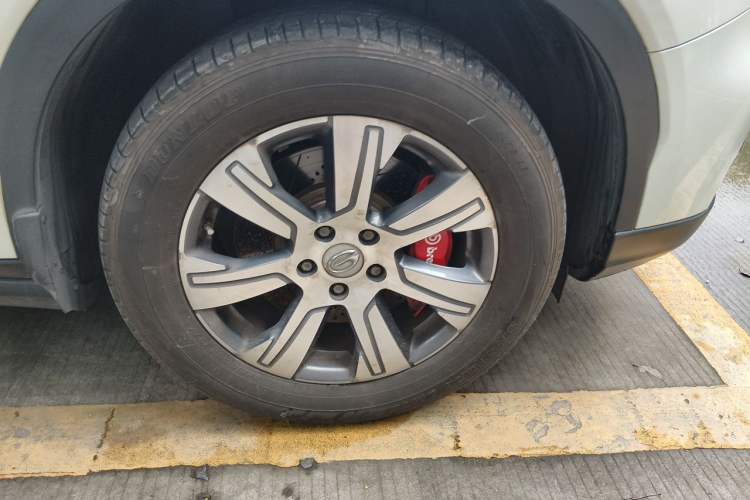 Used GAC Trumpchi GS7 2017 320T Two-Wheel-Drive Luxury Smart Connectivity Model Exterior 4