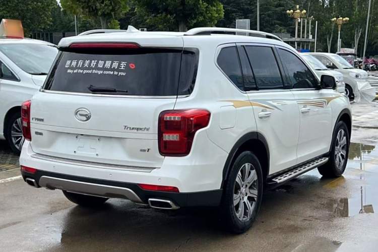 Used GAC Trumpchi GS7 2017 320T Two-Wheel-Drive Luxury Smart Connectivity Model Exterior 5