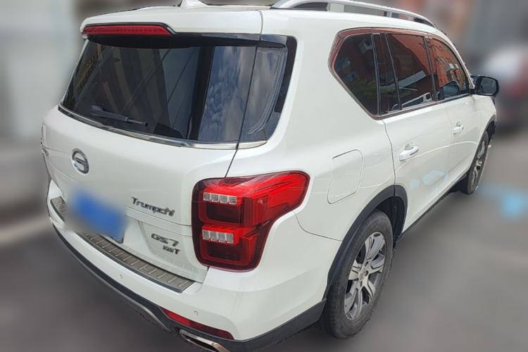 Used GAC Trumpchi GS7 2017 320T Two-Wheel-Drive Luxury Smart Connectivity Model Exterior 5