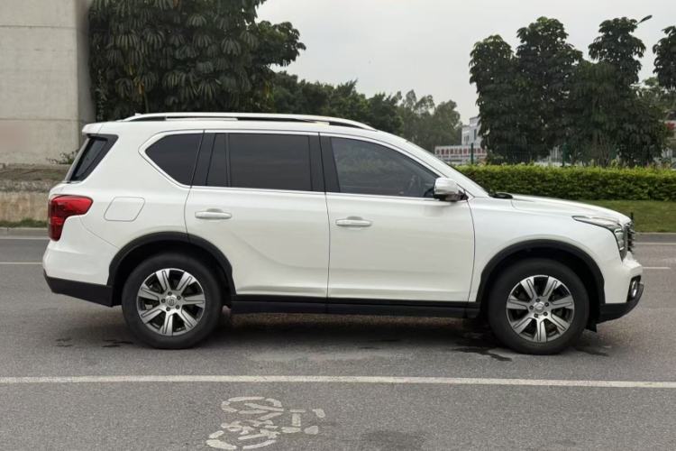 Used GAC Trumpchi GS7 2017 320T Two-Wheel-Drive Luxury Smart Connectivity Model Exterior 7