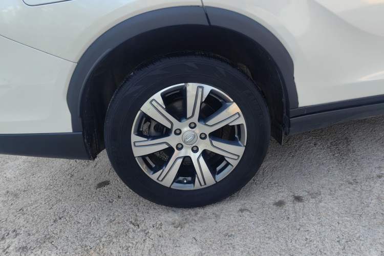 Used GAC Trumpchi GS7 2017 320T Two-Wheel-Drive Luxury Smart Connectivity Model Exterior 8
