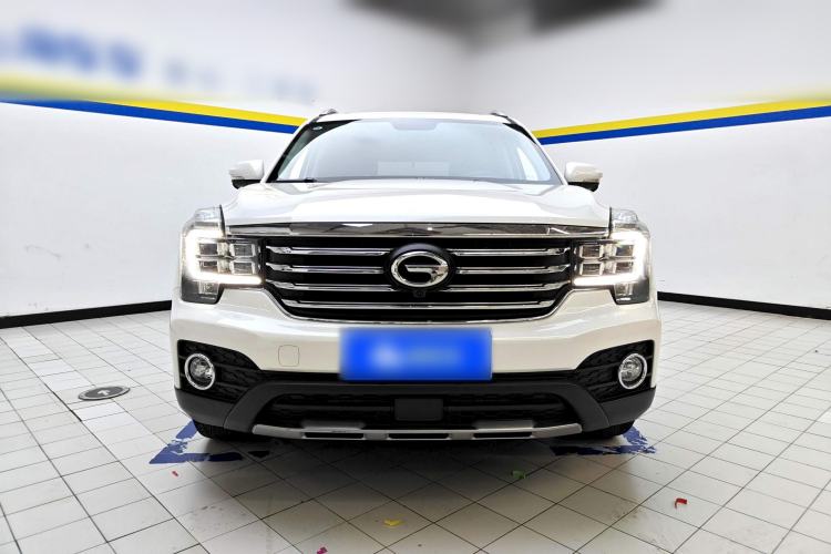 Used GAC Trumpchi GS7 2017 320T Two-Wheel-Drive Luxury Smart Connectivity Model Front