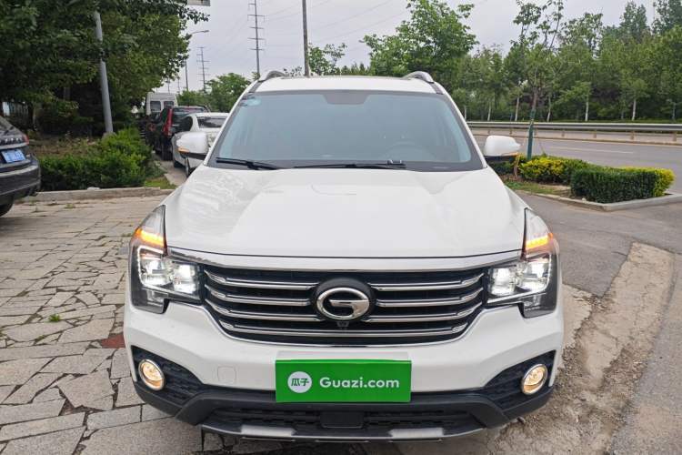 Used GAC Trumpchi GS7 2017 320T Two-Wheel-Drive Luxury Smart Connectivity Model Front