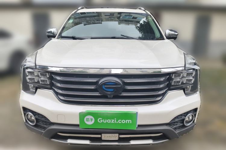 Used GAC Trumpchi GS7 2017 320T Two-Wheel-Drive Luxury Smart Connectivity Model Front