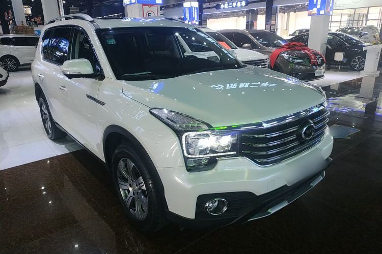 Used GAC Trumpchi GS7 2017 320T Two-Wheel-Drive Luxury Smart Connectivity Model Front Right 45 Deg