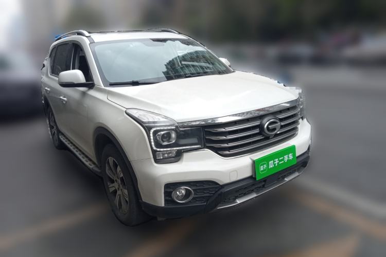 Used GAC Trumpchi GS7 2017 320T Two-Wheel-Drive Luxury Model Front Right 45 Deg