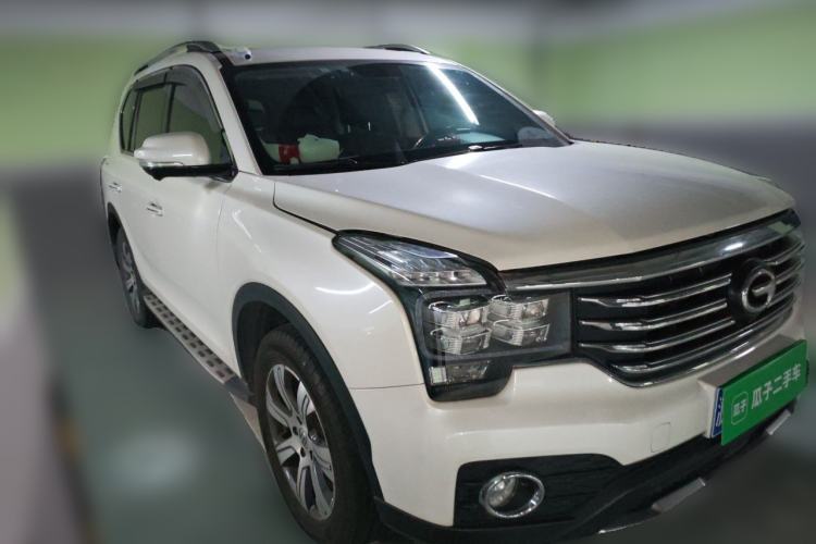 Used GAC Trumpchi GS7 2017 320T Two-Wheel-Drive Luxury Smart Connectivity Model Front Right 45 Deg