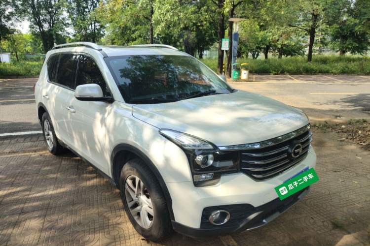 Used GAC Trumpchi GS7 2017 280T Two-Wheel Drive Luxury Model Front Right 45 Deg