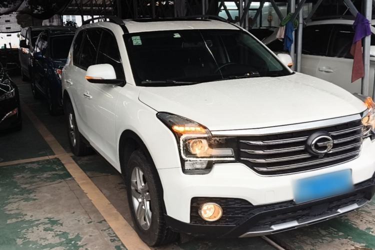 Used GAC Trumpchi GS7 2017 280T Two-Wheel Drive Luxury Model Front Right 45 Deg