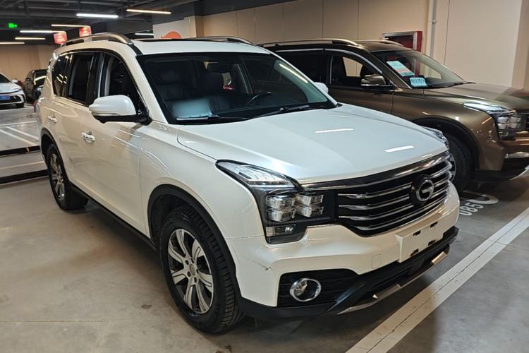 Used GAC Trumpchi GS7 2017 320T Two-Wheel-Drive Luxury Smart Connectivity Model Front Right 45 Deg
