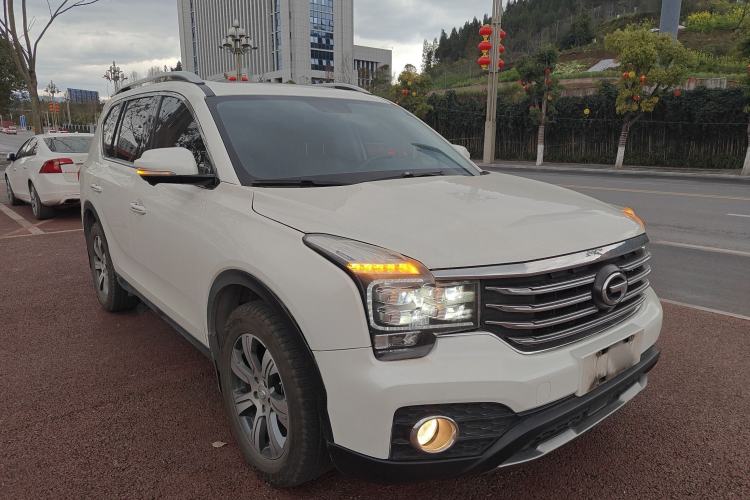 Used GAC Trumpchi GS7 2017 320T Two-Wheel-Drive Luxury Smart Connectivity Model Front Right 45 Deg