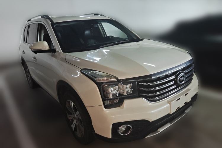 Used GAC Trumpchi GS7 2017 320T Two-Wheel-Drive Luxury Smart Connectivity Model Front Right 45 Deg