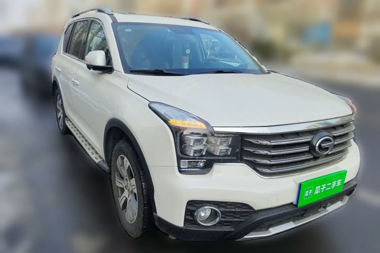 Used GAC Trumpchi GS7 2017 320T Two-Wheel-Drive Luxury Smart Connectivity Model Front Right 45 Deg