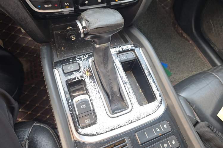 Used GAC Trumpchi GS7 2017 320T Two-Wheel-Drive Luxury Smart Connectivity Model Gear Lever