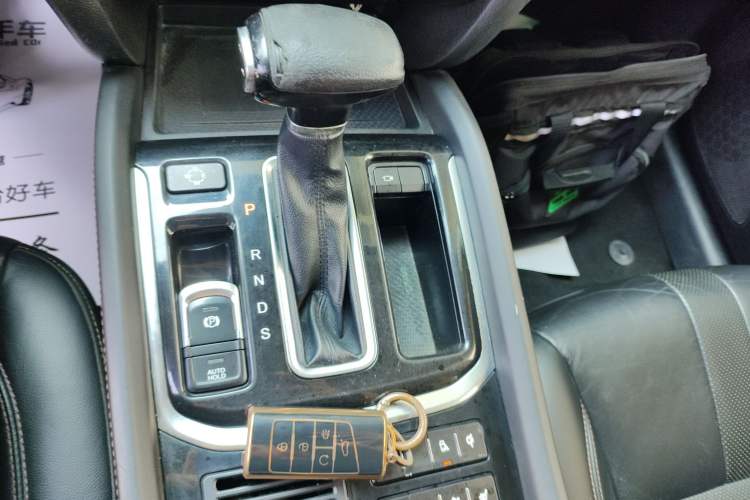 Used GAC Trumpchi GS7 2017 320T Two-Wheel-Drive Luxury Smart Connectivity Model Gear Lever