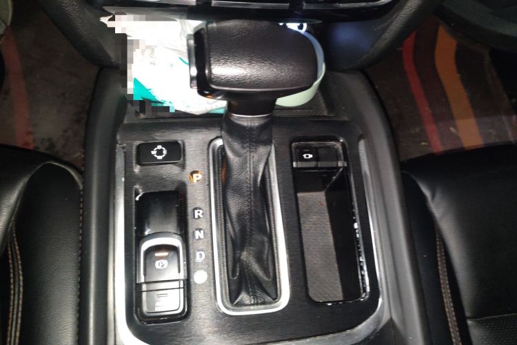 Used GAC Trumpchi GS7 2017 320T Two-Wheel-Drive Luxury Smart Connectivity Model Gear Lever