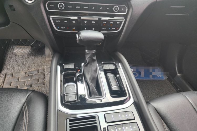 Used GAC Trumpchi GS7 2017 320T Two-Wheel-Drive Luxury Smart Connectivity Model Gear Lever