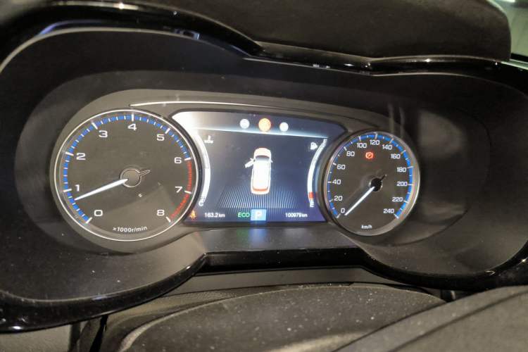 Used GAC Trumpchi GS7 2017 280T Two-Wheel Drive Luxury Model Instrument Cluster