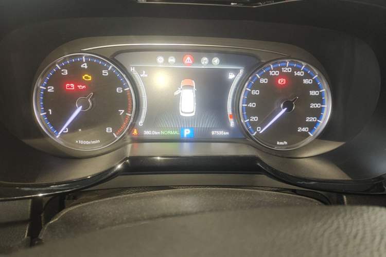 Used GAC Trumpchi GS7 2017 320T Two-Wheel-Drive Luxury Smart Connectivity Model Instrument Cluster