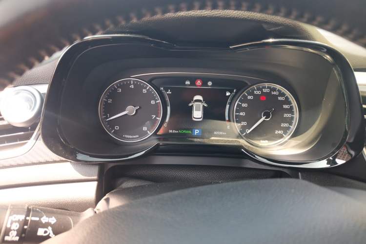 Used GAC Trumpchi GS7 2017 280T Two-Wheel Drive Luxury Model Instrument Cluster