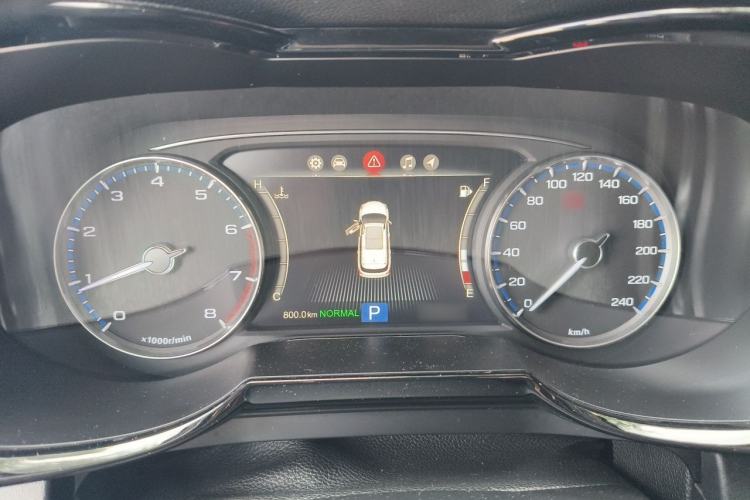 Used GAC Trumpchi GS7 2017 320T Two-Wheel-Drive Luxury Smart Connectivity Model Instrument Cluster