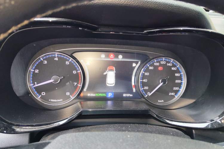 Used GAC Trumpchi GS7 2017 280T Two-Wheel Drive Luxury Model Instrument Cluster