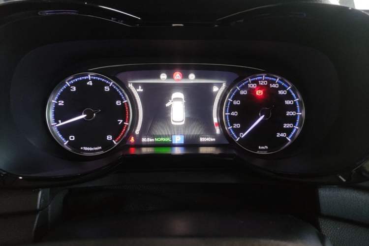 Used GAC Trumpchi GS7 2017 280T Two-Wheel Drive Luxury Model Instrument Cluster