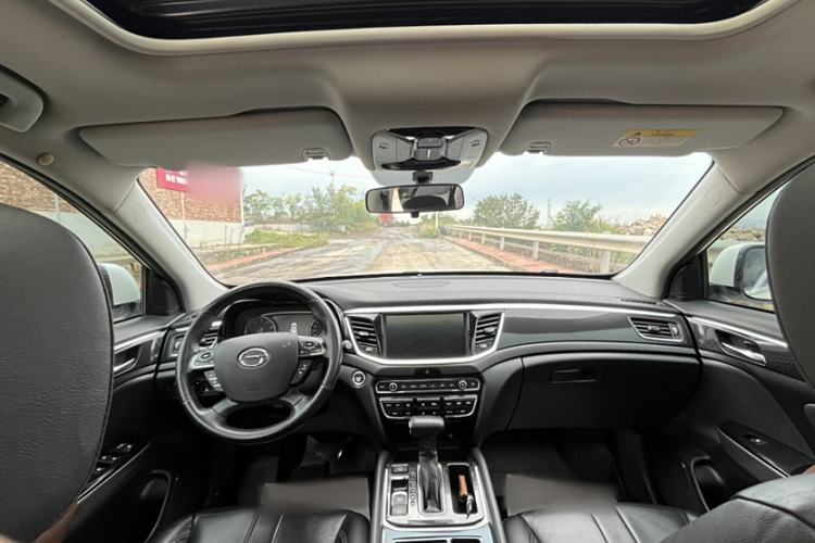 Used GAC Trumpchi GS7 2017 280T Two-Wheel Drive Luxury Model Interior 2