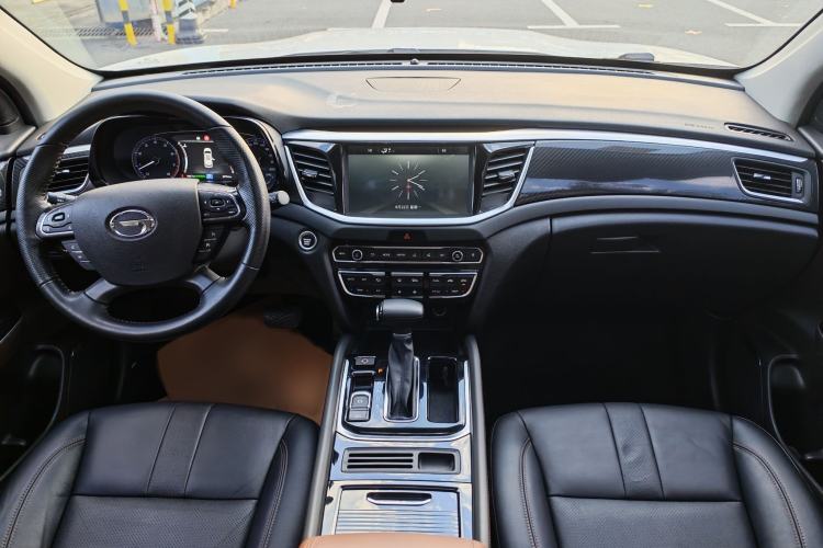 Used GAC Trumpchi GS7 2017 280T Two-Wheel Drive Luxury Model Interior 4