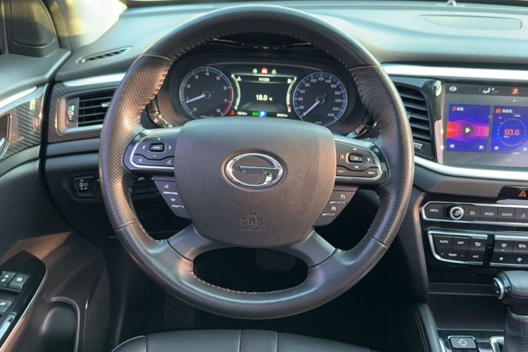 Used GAC Trumpchi GS7 2017 280T Two-Wheel Drive Luxury Model Interior 9
