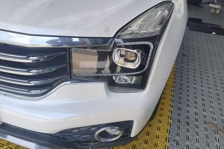 Used GAC Trumpchi GS7 2017 280T Two-Wheel Drive Luxury Model Left Front Headlight