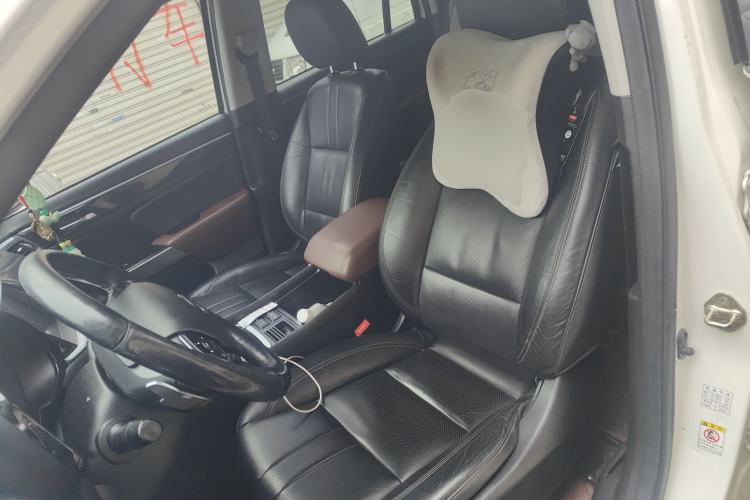 Used GAC Trumpchi GS7 2017 320T Two-Wheel-Drive Luxury Smart Connectivity Model Left Front Seat