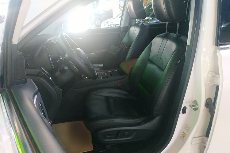 Used GAC Trumpchi GS7 2017 320T Two-Wheel-Drive Luxury Smart Connectivity Model Left Front Seat