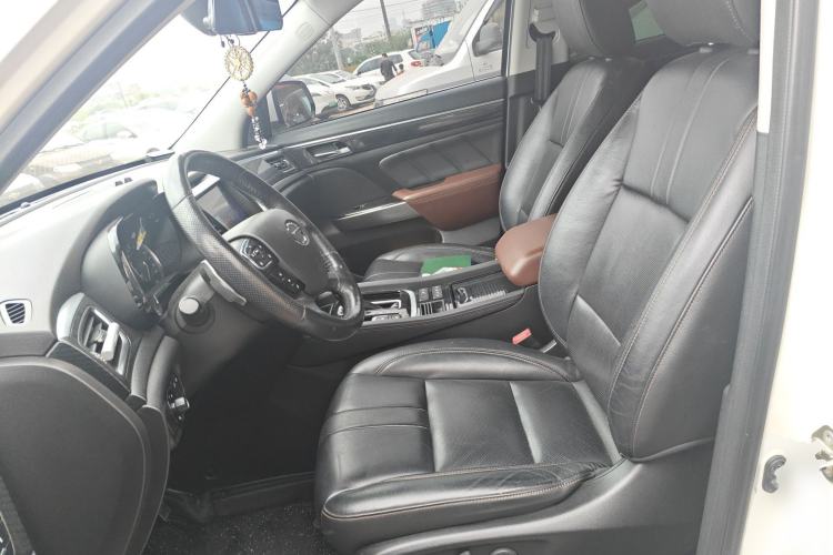 Used GAC Trumpchi GS7 2017 320T Two-Wheel-Drive Luxury Smart Connectivity Model Left Front Seat