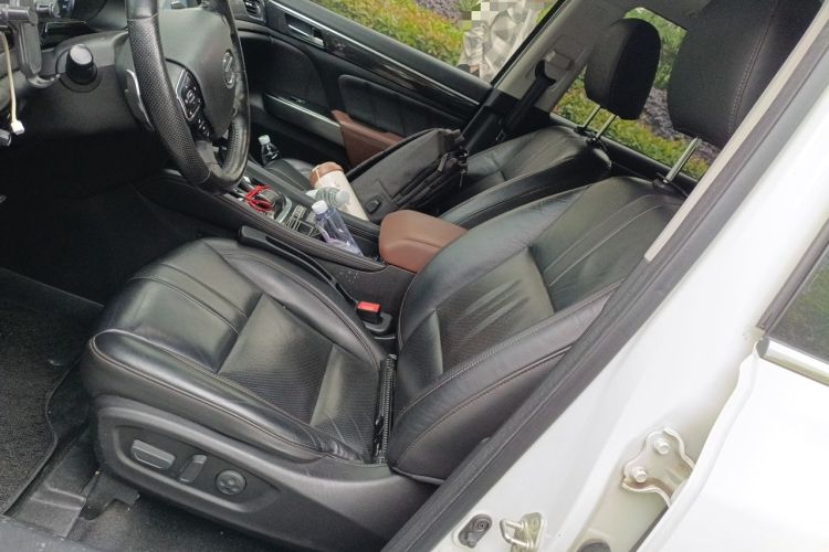 Used GAC Trumpchi GS7 2017 320T Two-Wheel-Drive Luxury Smart Connectivity Model Left Front Seat