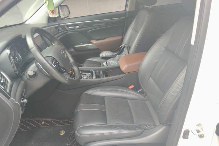 Used GAC Trumpchi GS7 2017 320T Two-Wheel-Drive Luxury Smart Connectivity Model Left Front Seat