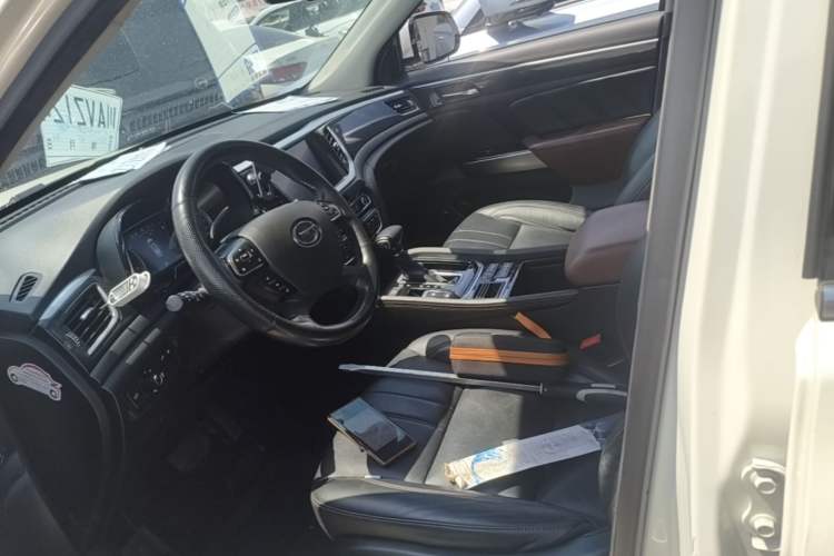 Used GAC Trumpchi GS7 2017 320T Two-Wheel-Drive Luxury Smart Connectivity Model Left Front Seat