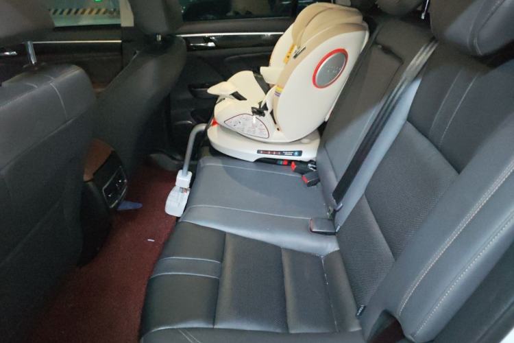Used GAC Trumpchi GS7 2017 320T Two-Wheel-Drive Luxury Smart Connectivity Model Left Rear Seat