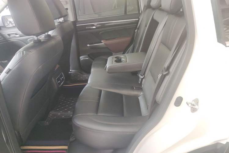 Used GAC Trumpchi GS7 2017 320T Two-Wheel-Drive Luxury Smart Connectivity Model Left Rear Seat