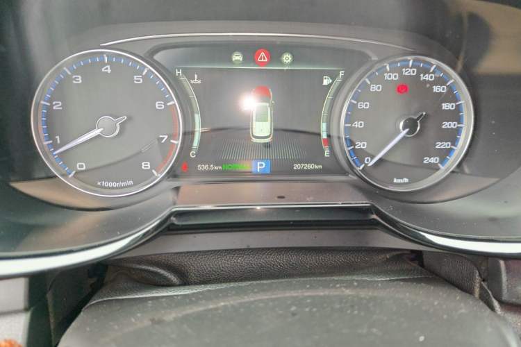 Used GAC Trumpchi GS7 2017 320T Two-Wheel-Drive Luxury Model Odometer Close Up
